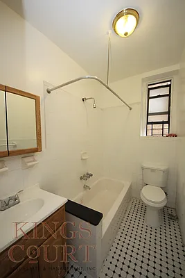 Rented by Kings Court Real Estate | media 33