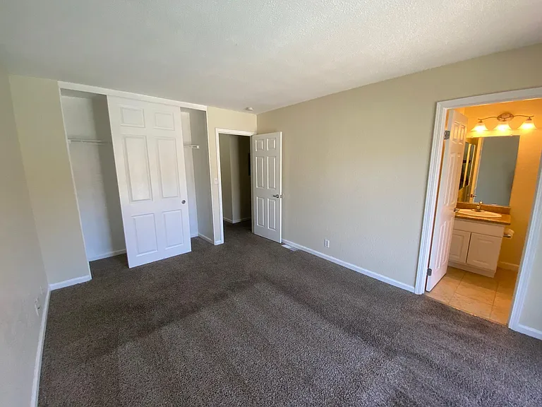 4750 Appian Way #60 — Photo 22