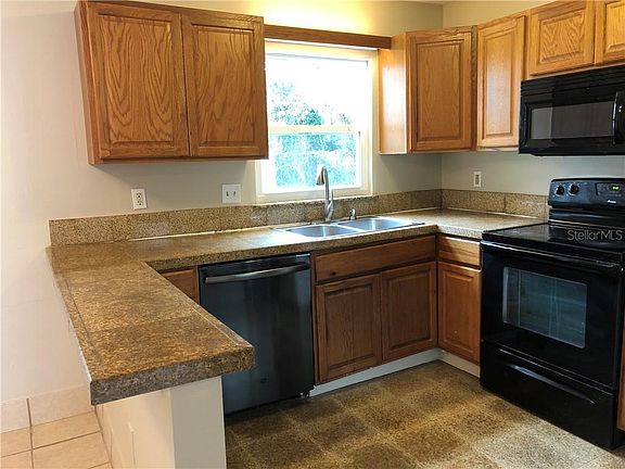 3rd image of 7210 N Manhattan Ave APT 2411