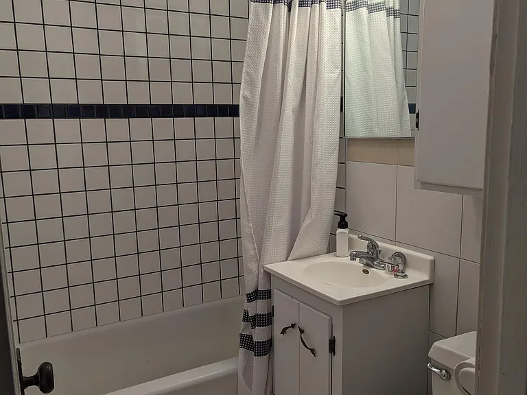 602 Saint James St #1 — Photo 3