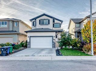 477 E Moonlight Way W, Lethbridge, AB T1J5M1