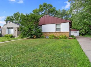 777 Hazelwood St, Saint Paul, MN 55106