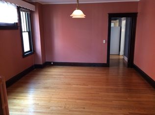 9 Blakley Ct FL 1ST, Troy, NY 12180