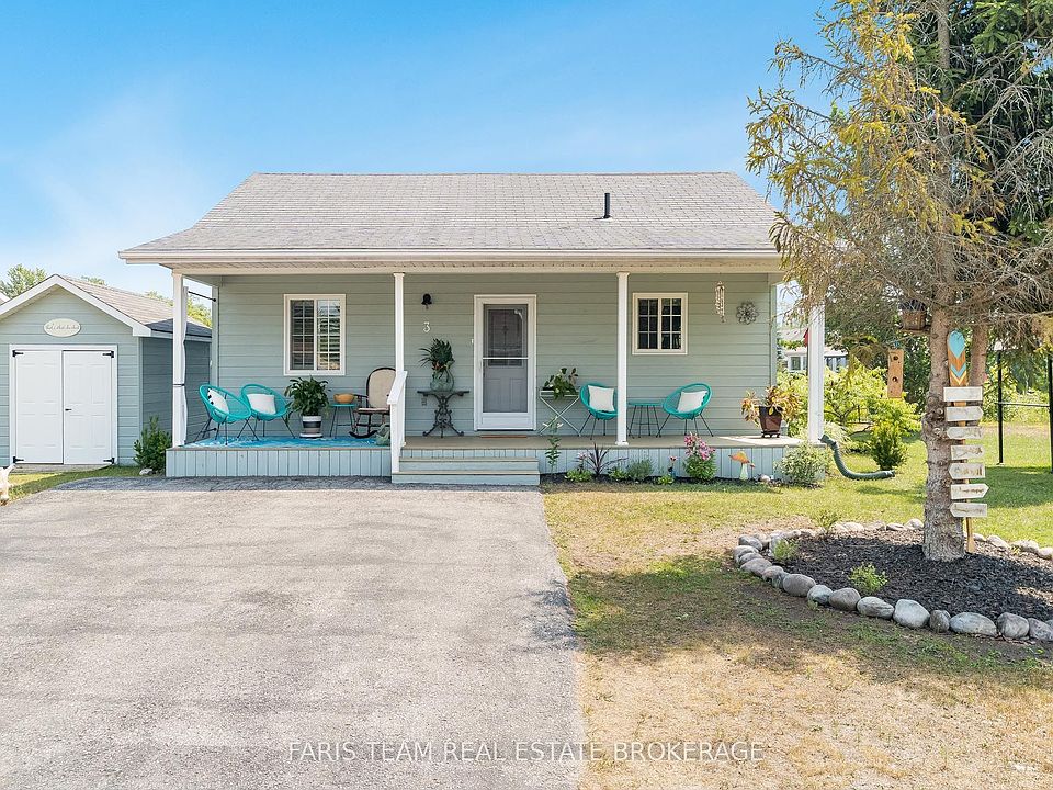 1st image of 3 Awenda Ave