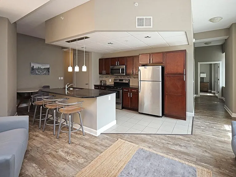 The Residences At Hanna — Photo 15
