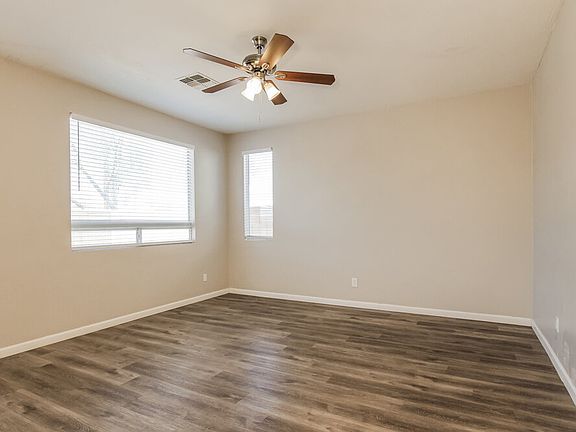 4th image of 2526 S 90th Gln