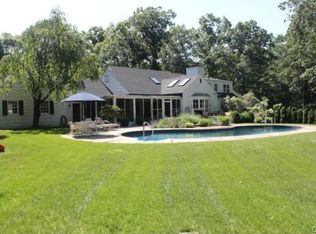 30 Appletree Ln, Norwalk, CT 06850