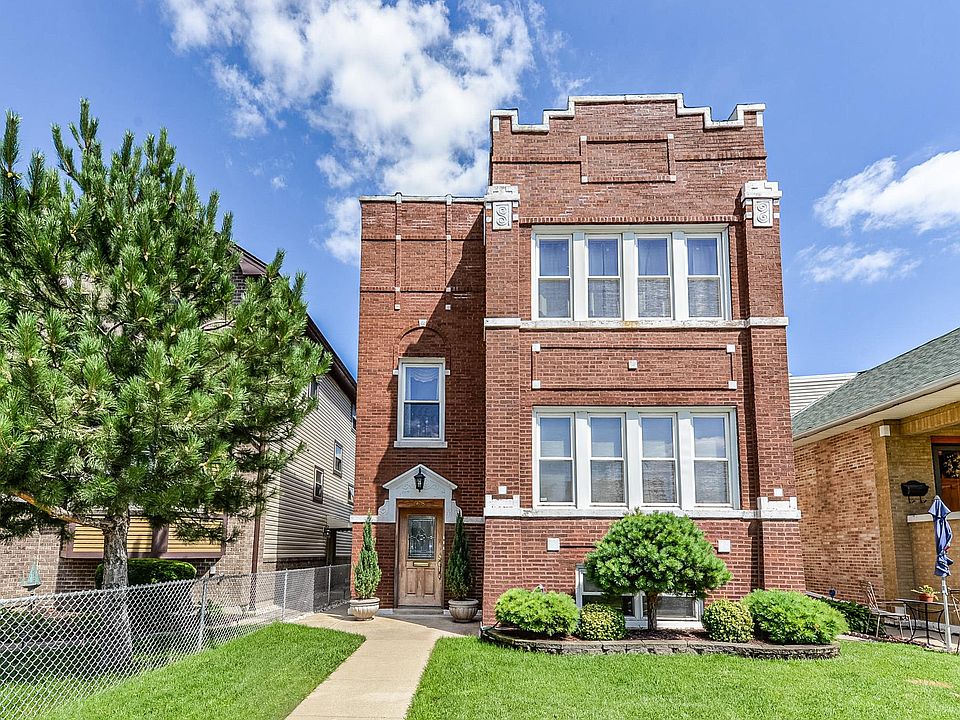 1st image of 5618 W Warwick Ave #2