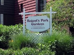 6985 Park Dr E, Kew Gardens Hills, NY 11367