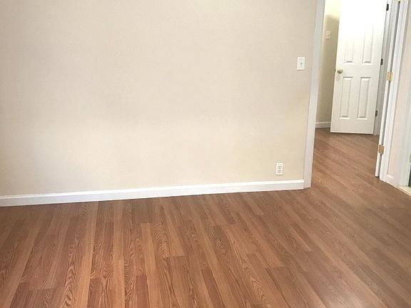 5th image of 29-15 21st Ave #1R