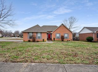 700 Creek Landing Cir, Mount Juliet, TN 37122