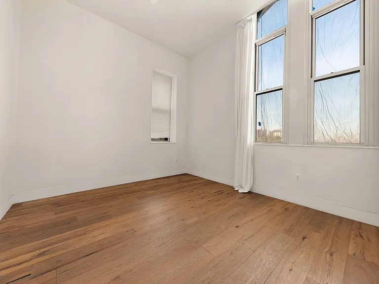 220 W 148th St #5P — Photo 11