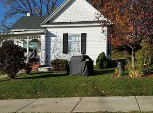 250 E Pine St, Platteville, WI 53818