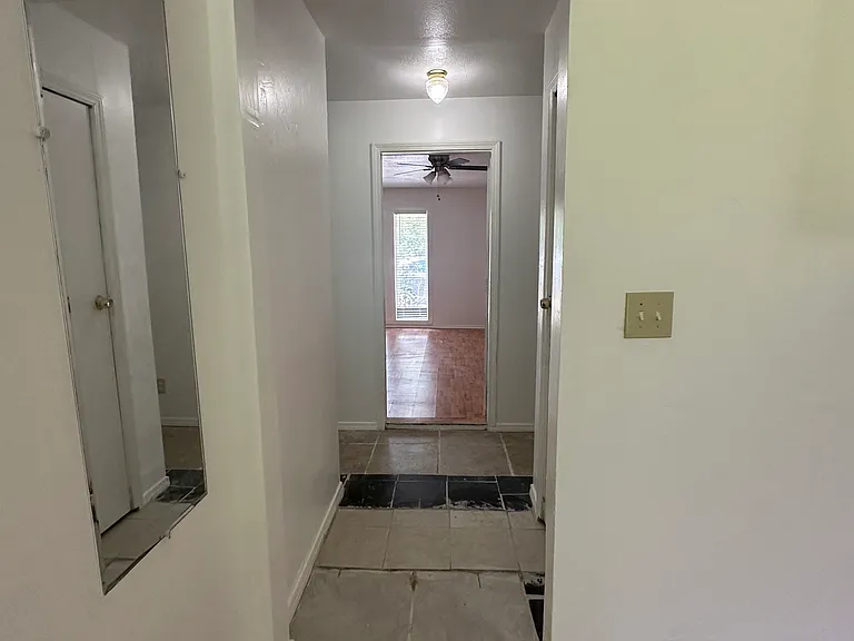7833 S Harvard Ave — Photo 28