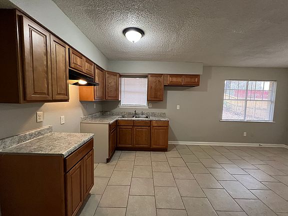 2nd image of 5366 Beaverton Dr