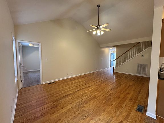 5th image of 620 S Cavalcade Cir