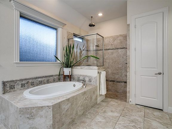 5th image of 1953 Denali Ln