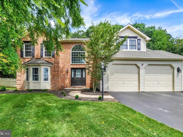 119 Meadow Hill Dr, York, PA 17402
