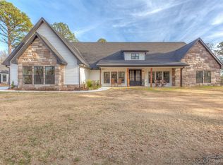 17413 E 626th Rd, Tahlequah, OK 74464