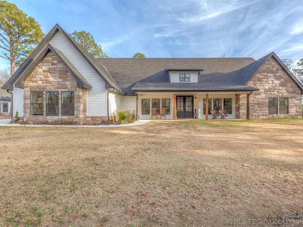 17413 E 626th Rd, Tahlequah, OK 74464