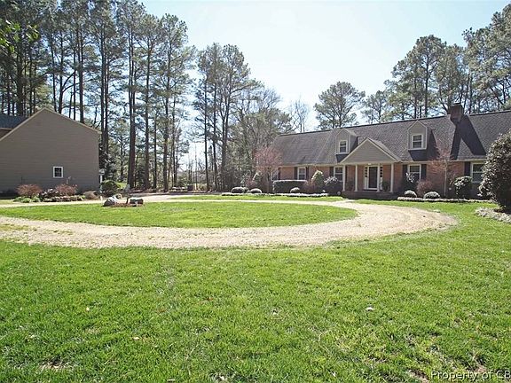 2nd image of 68 Heron Cove Ln