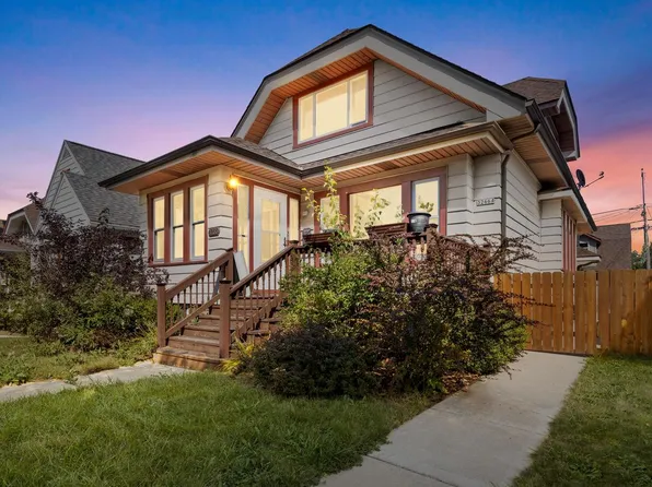 3266 South 12th STREET, Milwaukee, WI 53215