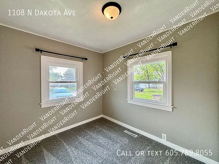 1108 N Dakota Ave — Photo 7