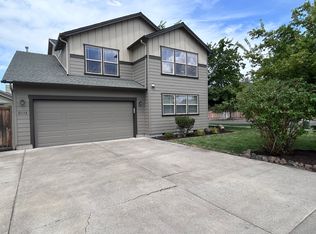 21124 Clairaway Ave, Bend, OR 97702