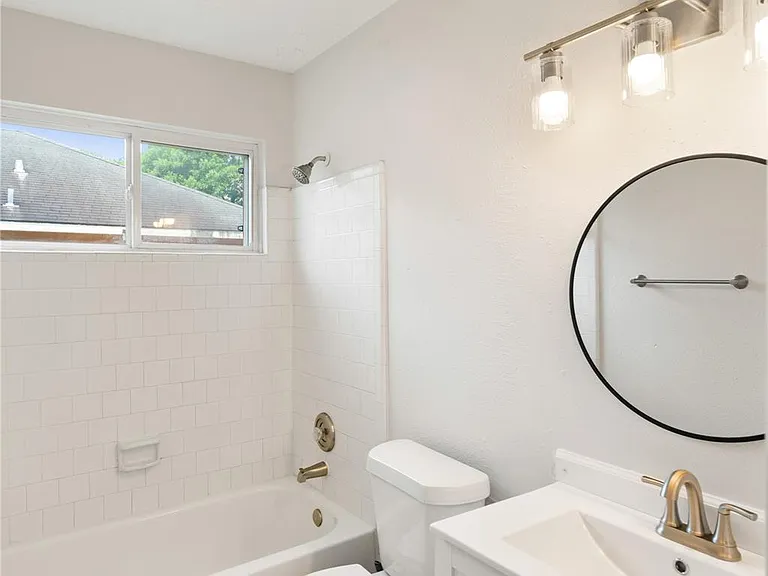 11111 Drakeland Dr — Photo 15