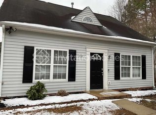 2004 Pineton Ct, Raleigh, NC 27610