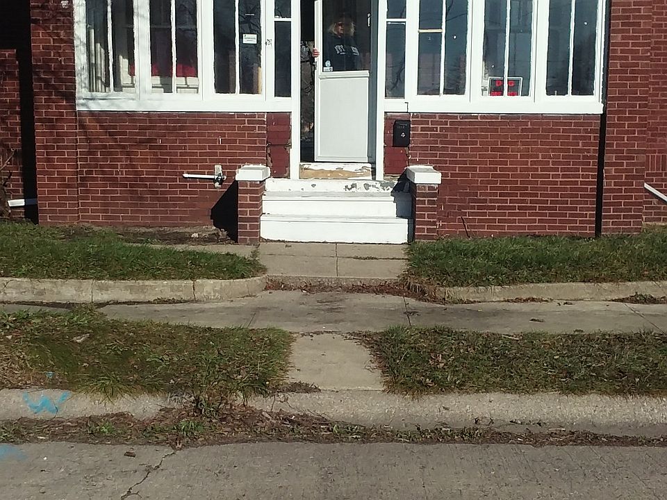 1st image of 2513 Lawton St
