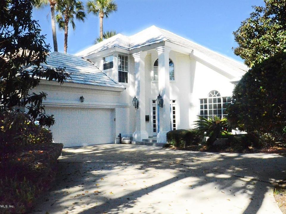 1st image of 108 Melrose Ct
