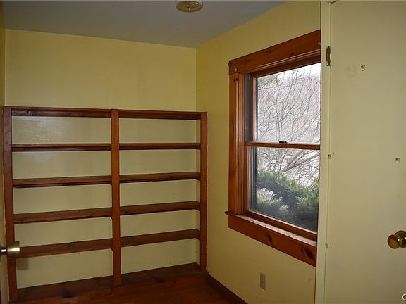 3rd image of 3024 State Route 215