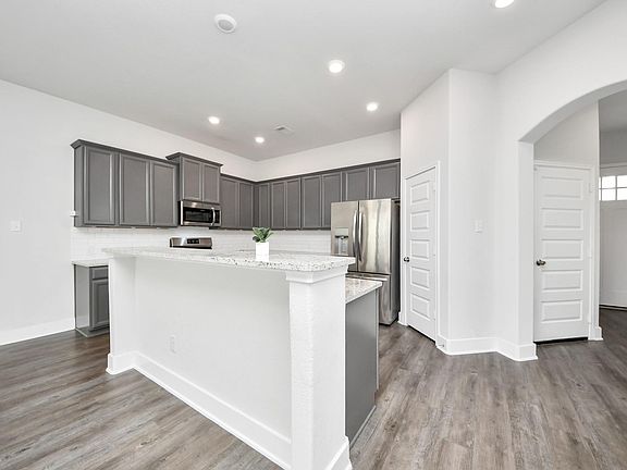 3rd image of 4423 Santorini Ln