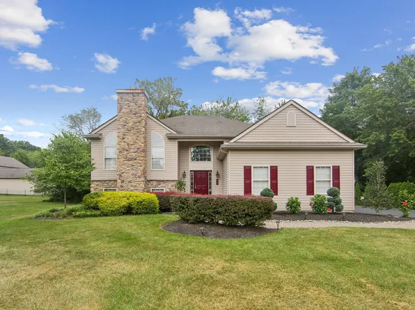 95 Andover Rd, Glenmoore, PA 19343