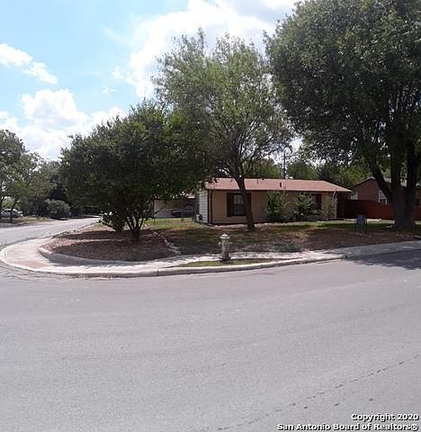 1st image of 902 Weizmann St