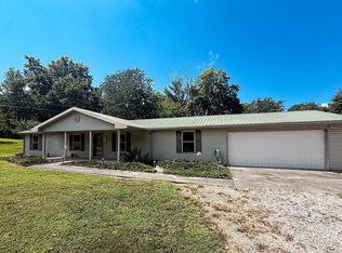 8900 Martin Martin Rd, Henderson, KY 42420