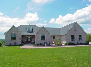 39 Blessings Ln, New Cumberland, WV 26047