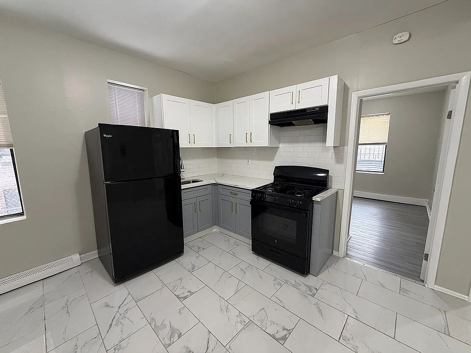1st image of 246 Roseville Ave #5C