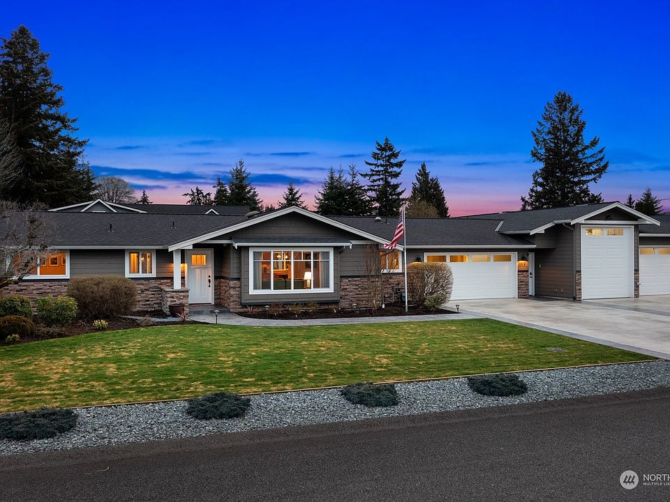 1st image of 1914 10th Ave NW