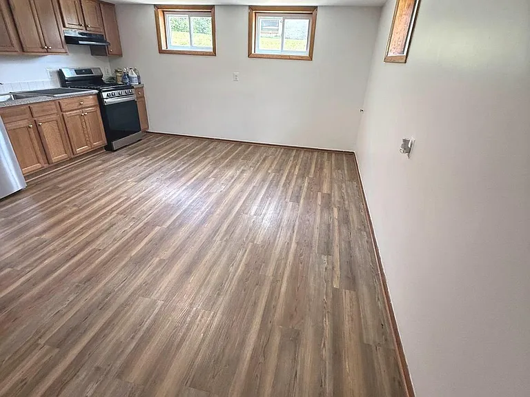 2800 Shirey Ave — Photo 8