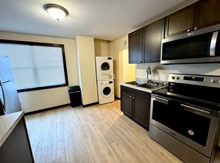 204 N 3rd Ave #C, Duluth, MN 55810