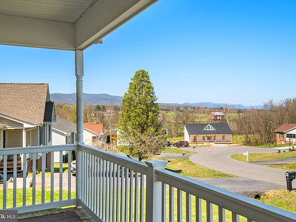 5th image of 295 Tanager Ln