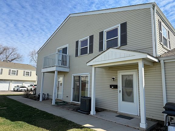 3rd image of 335 David Ct Unit B