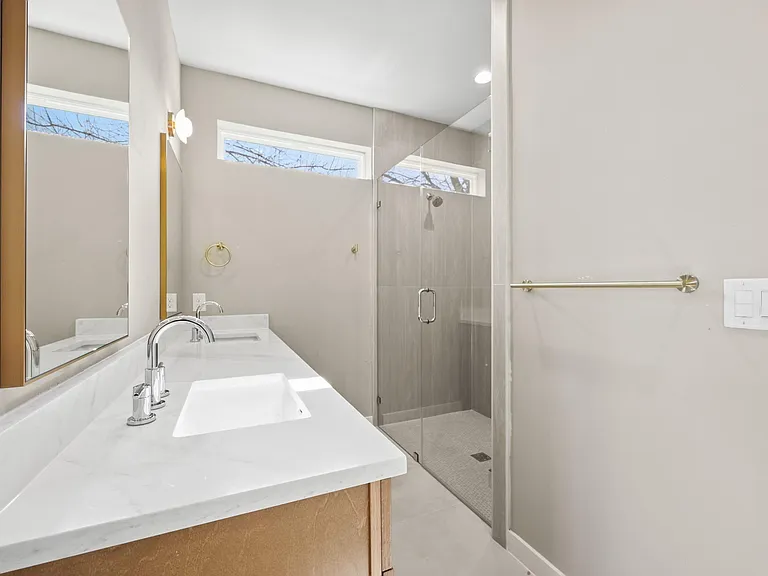 4801 Sara Dr #B — Photo 30
