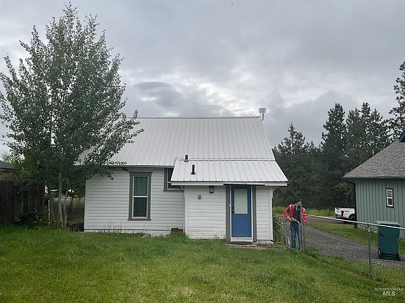 5th image of 209 Mason Ave