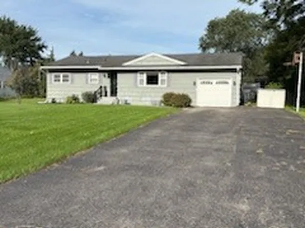 456 Wildbriar Rd, Rochester, NY 14623