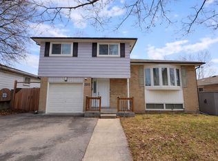 3212 Palmer Dr, Burlington, ON L7M1L8