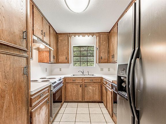5th image of 4640 Fm 1374 Rd Unit A