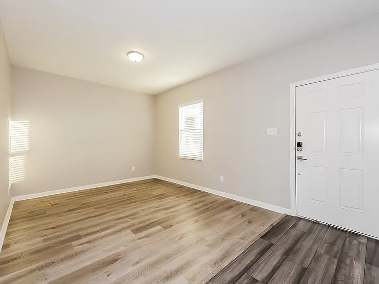 10313 Castlelyons Ln — Photo 8